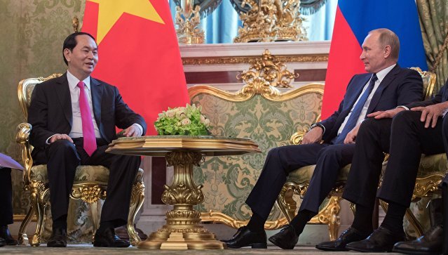 Путин заявил, что Россия и Вьетнам согласовали более 20 инвестпрограмм