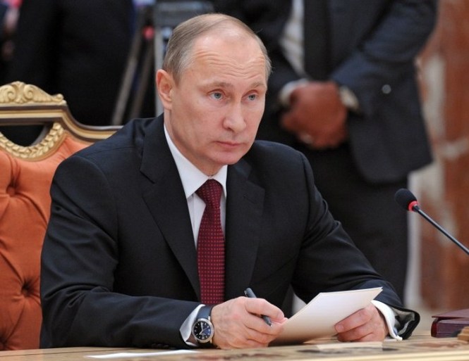 Владимир Путин подписал закон о создании в России реестра коррупционеров