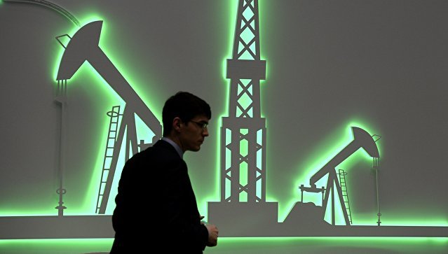 Казахстан готов обсуждать продление соглашения о сокращении добычи нефти