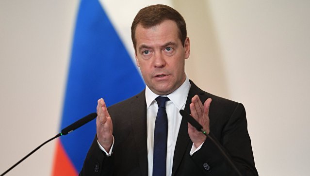 Медведев поручил проработать льготы по кредитам в сфере сельского хозяйства