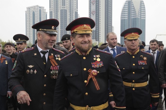 Военный парад в честь 72-й годовщины победы в Великой Отечественной войне прошел в столице Чеченской