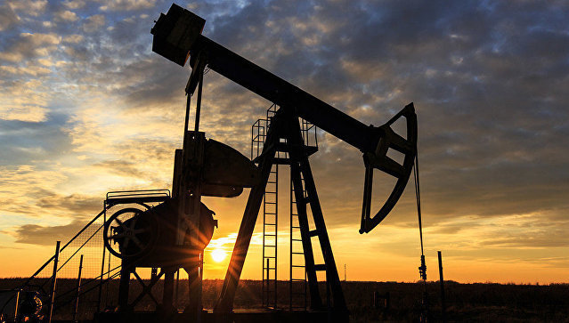 Нефть дорожает, отыгрывая возможное продление венского соглашения