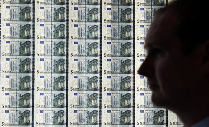 Контроль Брюсселя над расчетами в евро нежизнеспособен